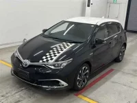 Toyota AURIS лот № 30139 оценка 4  с аукциона в Японии 3