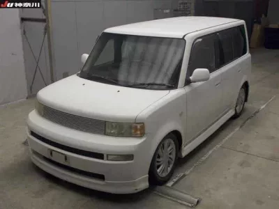 Toyota BB  с аукциона в Японии