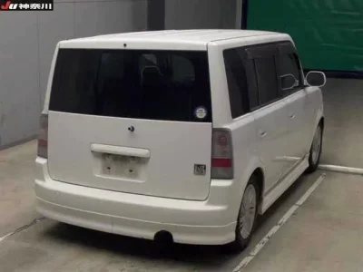 Toyota BB  с аукциона в Японии