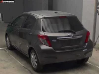 Toyota VITZ лот № 6053 оценка 3  с аукциона в Японии 1