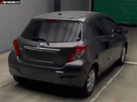 Toyota VITZ лот № 6053 оценка 3  с аукциона в Японии 3