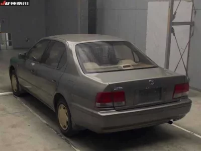 Toyota CAMRY  с аукциона в Японии