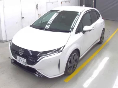 Nissan AURA  с аукциона в Японии