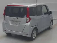 Toyota ROOMY лот № 70161 оценка RA  с аукциона в Японии 1