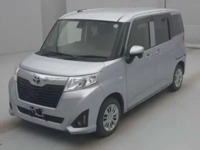 Toyota ROOMY  с аукциона в Японии