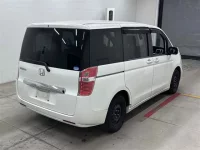 Honda STEP WAGON лот № 30158 оценка 3.5  с аукциона в Японии 4