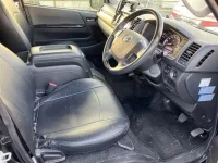 Toyota HIACE VAN лот № 30165 оценка 3.5  с аукциона в Японии 2