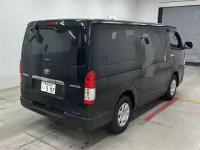 Toyota HIACE VAN лот № 30165 оценка 3.5  с аукциона в Японии 4
