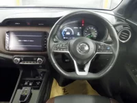 Nissan KICKS лот № 1008 оценка 6  с аукциона в Японии 4