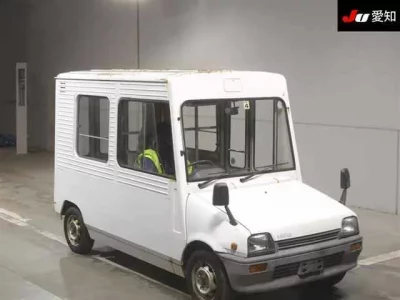 Daihatsu MIRA  с аукциона в Японии