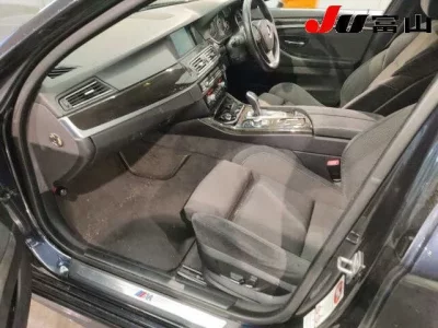 BMW 5-Series  с аукциона в Японии