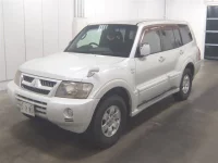 Mitsubishi PAJERO лот № 2066 оценка 4  с аукциона в Японии 3