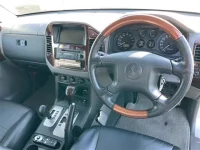 Mitsubishi PAJERO лот № 2066 оценка 4  с аукциона в Японии 2