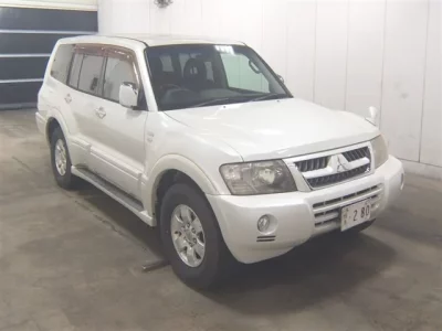 Mitsubishi PAJERO  с аукциона в Японии