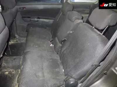 Toyota WISH  с аукциона в Японии