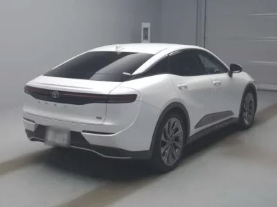 Toyota CROWN CROSSOVER  с аукциона в Японии