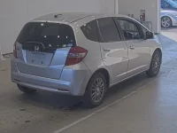 Honda FIT лот № 1414 оценка 3.5  с аукциона в Японии 1