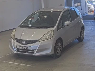 Honda FIT  с аукциона в Японии