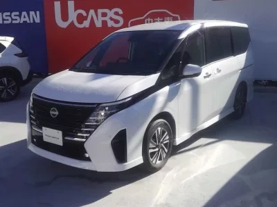 Nissan SERENA  с аукциона в Японии