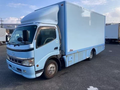Hino DUTRO  с аукциона в Японии