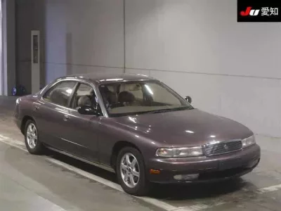 Mazda SENTIA  с аукциона в Японии