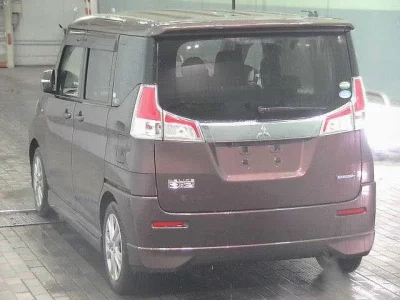 Mitsubishi DELICA D2