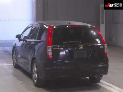 Honda STREAM  с аукциона в Японии