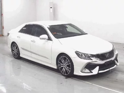 Toyota MARK X  с аукциона в Японии