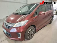 Honda FREED лот № 3069 оценка 4  с аукциона в Японии 3