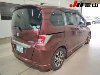 Honda FREED лот № 3069 оценка 4  с аукциона в Японии 4