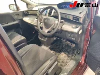 Honda FREED лот № 3069 оценка 4  с аукциона в Японии 5