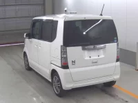Honda N BOX лот № 3007 оценка 4  с аукциона в Японии 1