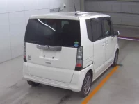 Honda N BOX лот № 3007 оценка 4  с аукциона в Японии 3