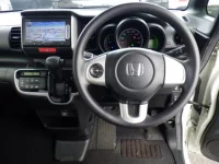 Honda N BOX лот № 3007 оценка 4  с аукциона в Японии 4