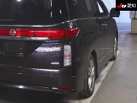 Nissan ELGRAND лот № 30074 оценка 3.5  с аукциона в Японии 7