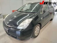 Toyota PRIUS лот № 3073 оценка R  с аукциона в Японии 3