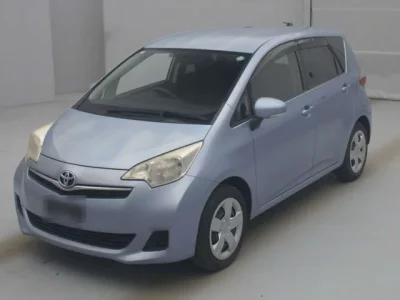 Toyota RACTIS  с аукциона в Японии