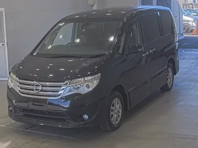Nissan SERENA  с аукциона в Японии