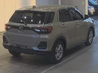 Toyota RAIZE лот № 1465 оценка RB  с аукциона в Японии 1