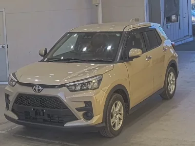 Toyota RAIZE  с аукциона в Японии