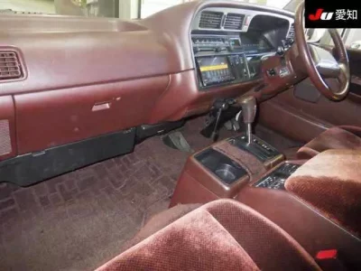Toyota HIACE  с аукциона в Японии