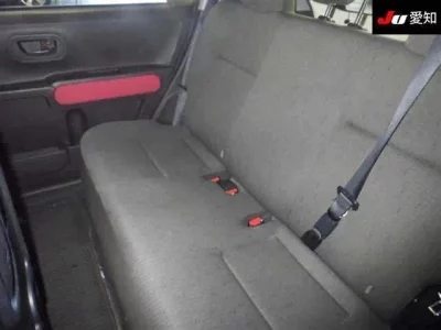 Toyota PORTE  с аукциона в Японии