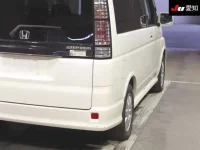 Honda STEP WAGON лот № 30104 оценка 3.5  с аукциона в Японии 7