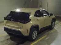 Toyota YARIS CROSS лот № 6044 оценка 4  с аукциона в Японии 1