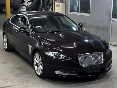 Jaguar XF SERIES