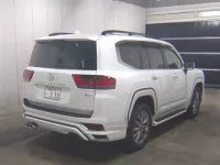 Toyota LAND CRUISER лот № 7050 оценка S  с аукциона в Японии 4