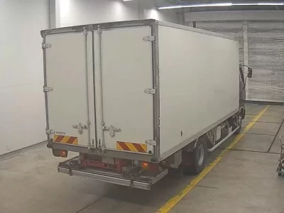Mitsubishi FUSO FIGHTER  с аукциона в Японии