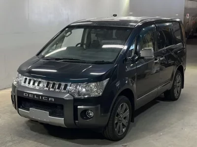 Mitsubishi DELICA D5