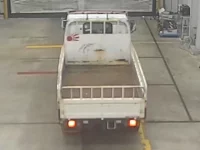 Isuzu ELF лот № 3002 оценка 3  с аукциона в Японии 2