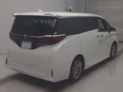 Toyota ALPHARD  с аукциона в Японии